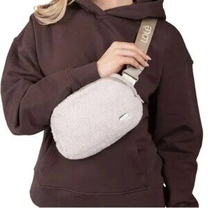 Lolë Unisex Fleece Belt Bag